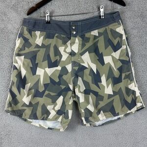AussieBum Shorts Mens XL Green Camo Swim Trunks Polyester Board Shorts Beachwear